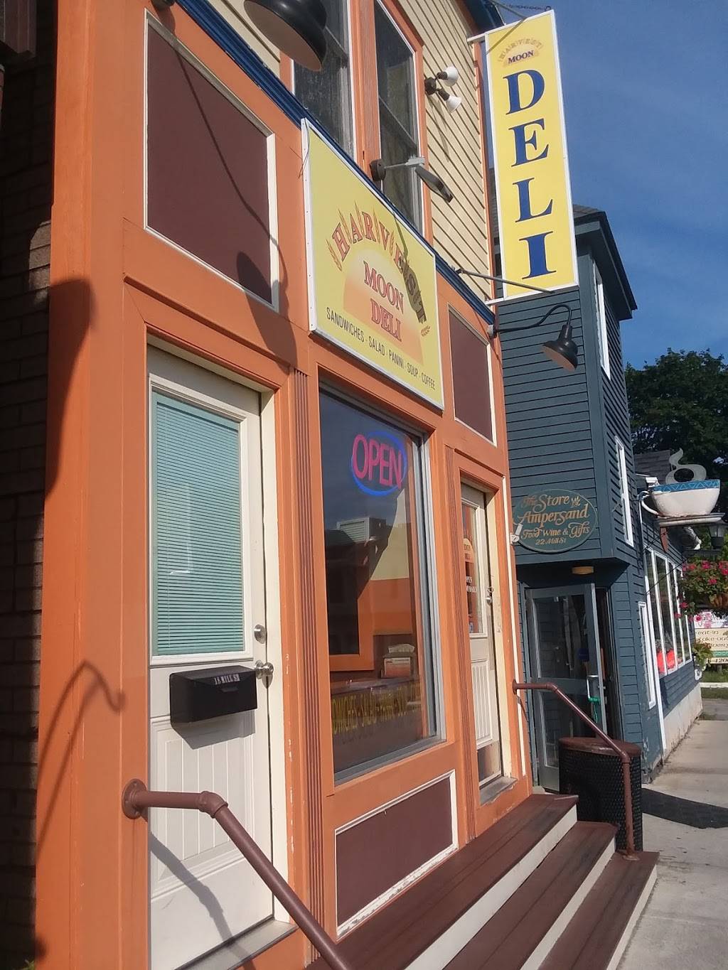 Harvest Moon Deli | meal takeaway | 18 Mill St, Orono, ME 04473, USA | 2078663354 OR +1 207-866-3354