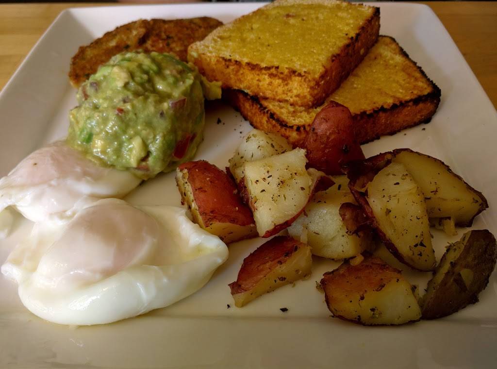 The Bleu Turtle | restaurant | 215 St Paul St W, St. Catharines, ON L2S 2E1, Canada | 2896906442 OR +1 289-690-6442