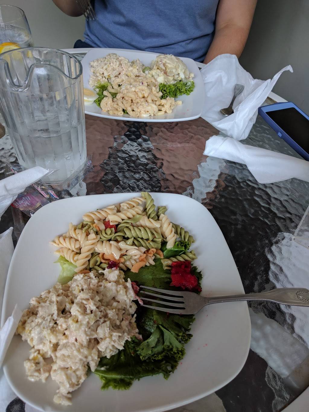 Mrs Lacys Magnolia House | restaurant | 405 Carthage St, Sanford, NC 27330, USA | 9197776787 OR +1 919-777-6787