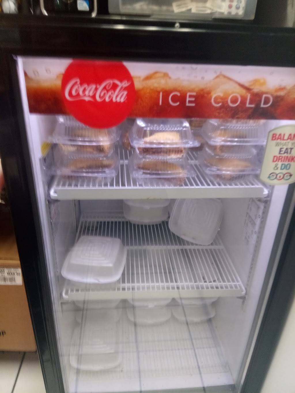 Golden Pizza | restaurant | 1137 Grafton St, Worcester, MA 01604, USA | 5087701533 OR +1 508-770-1533