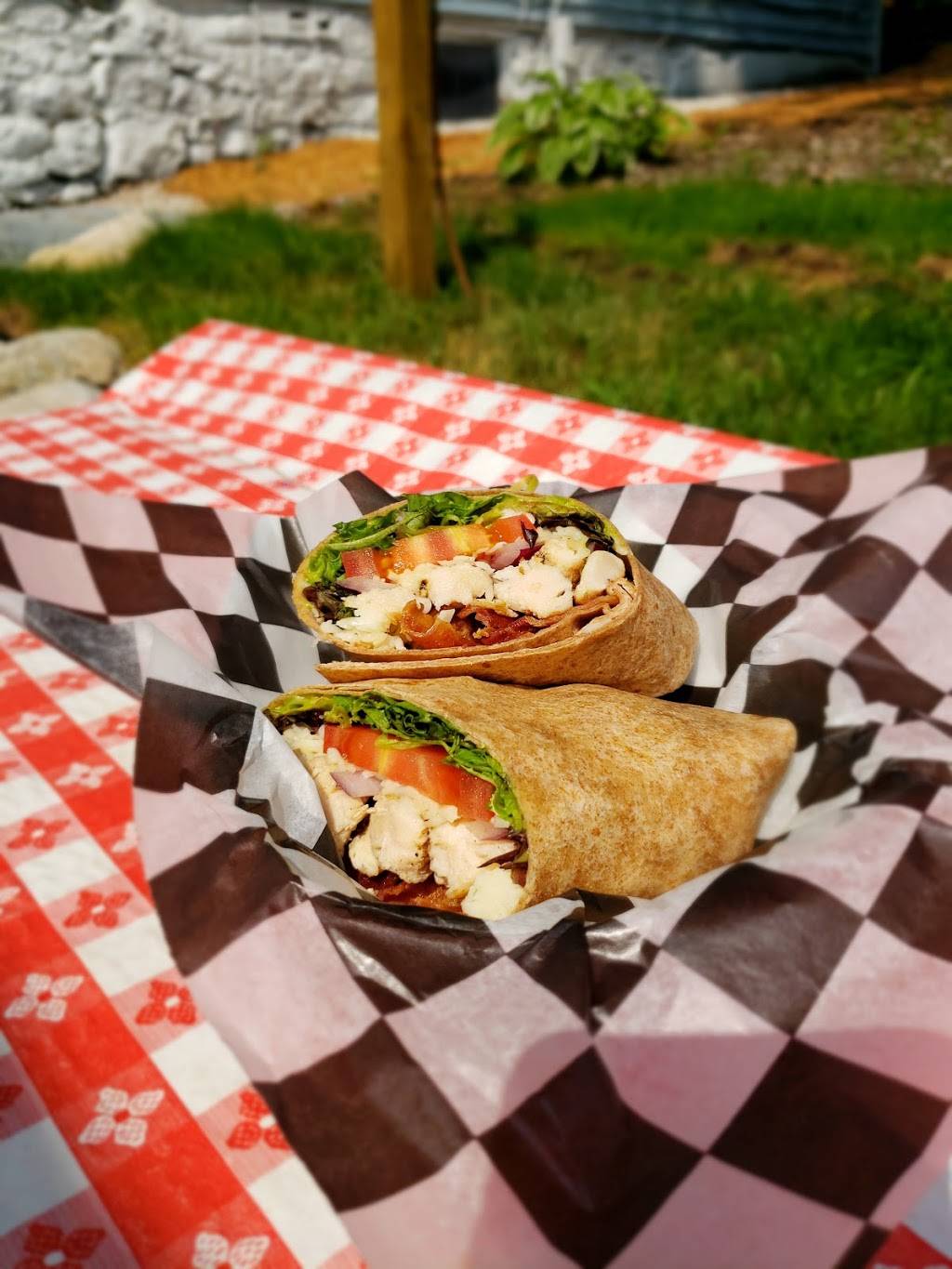 Bills Grill | restaurant | 6860 Main St, Mackinac Island, MI 49757, USA | 9068470101 OR +1 906-847-0101