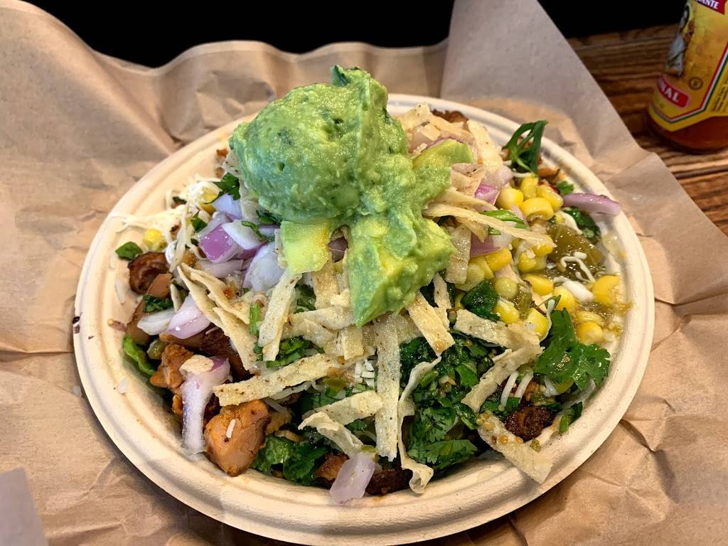 QDOBA Mexican Eats | restaurant | 650 Division Rd Suite 2A, Windsor, ON N8X 5E7, Canada | 5199671669 OR +1 519-967-1669