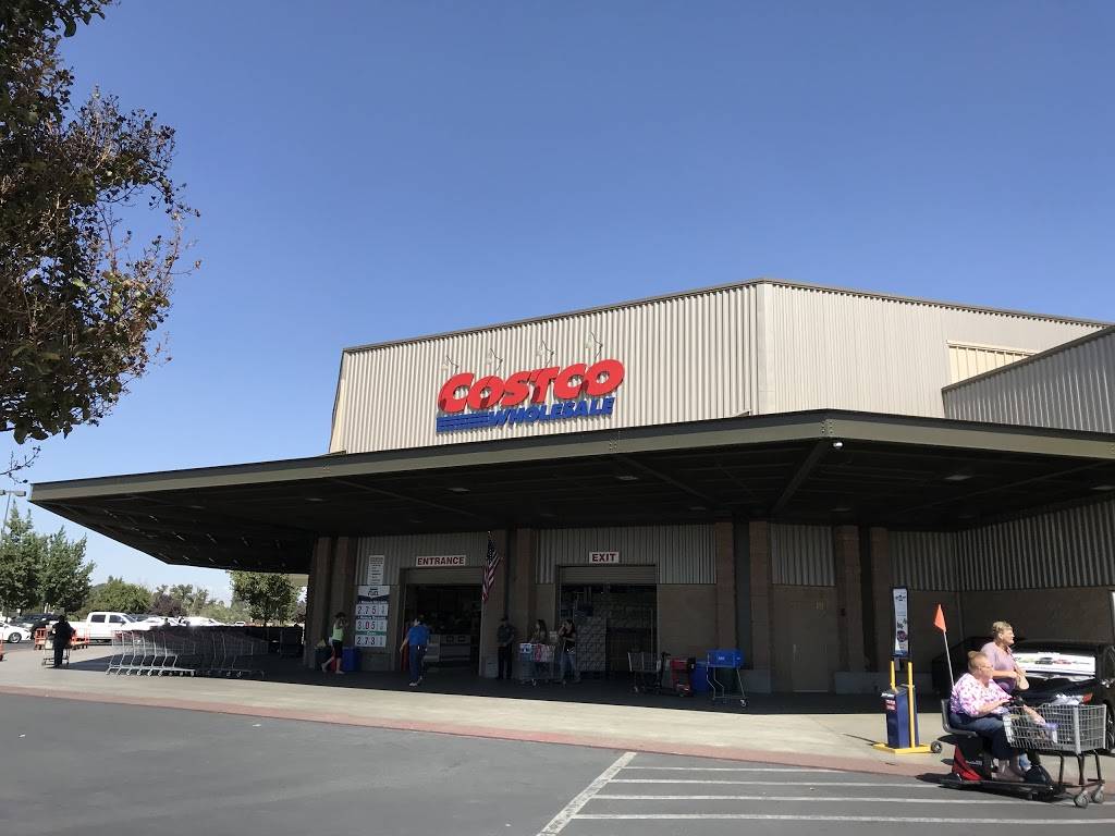 Costco Food Court | meal takeaway | 1405 W Cameron Ave, Visalia, CA 93277, USA | 5597352400 OR +1 559-735-2400