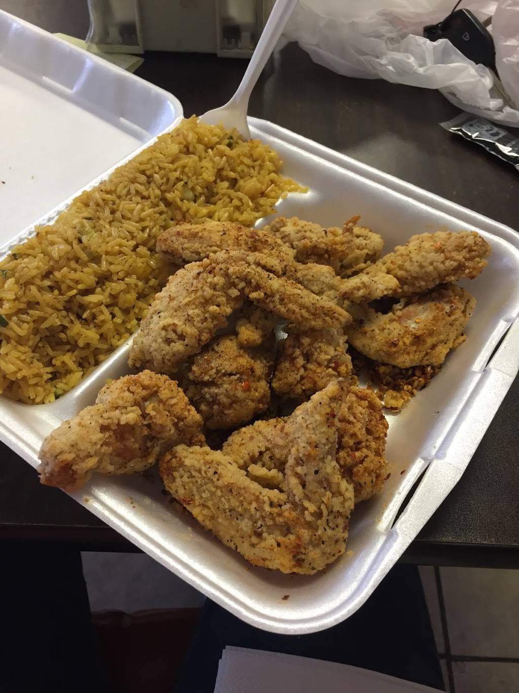 Kickin Chicken | restaurant | 1280 N M L King Jr Pkwy, Beaumont, TX 77701, USA | 4098389838 OR +1 409-838-9838