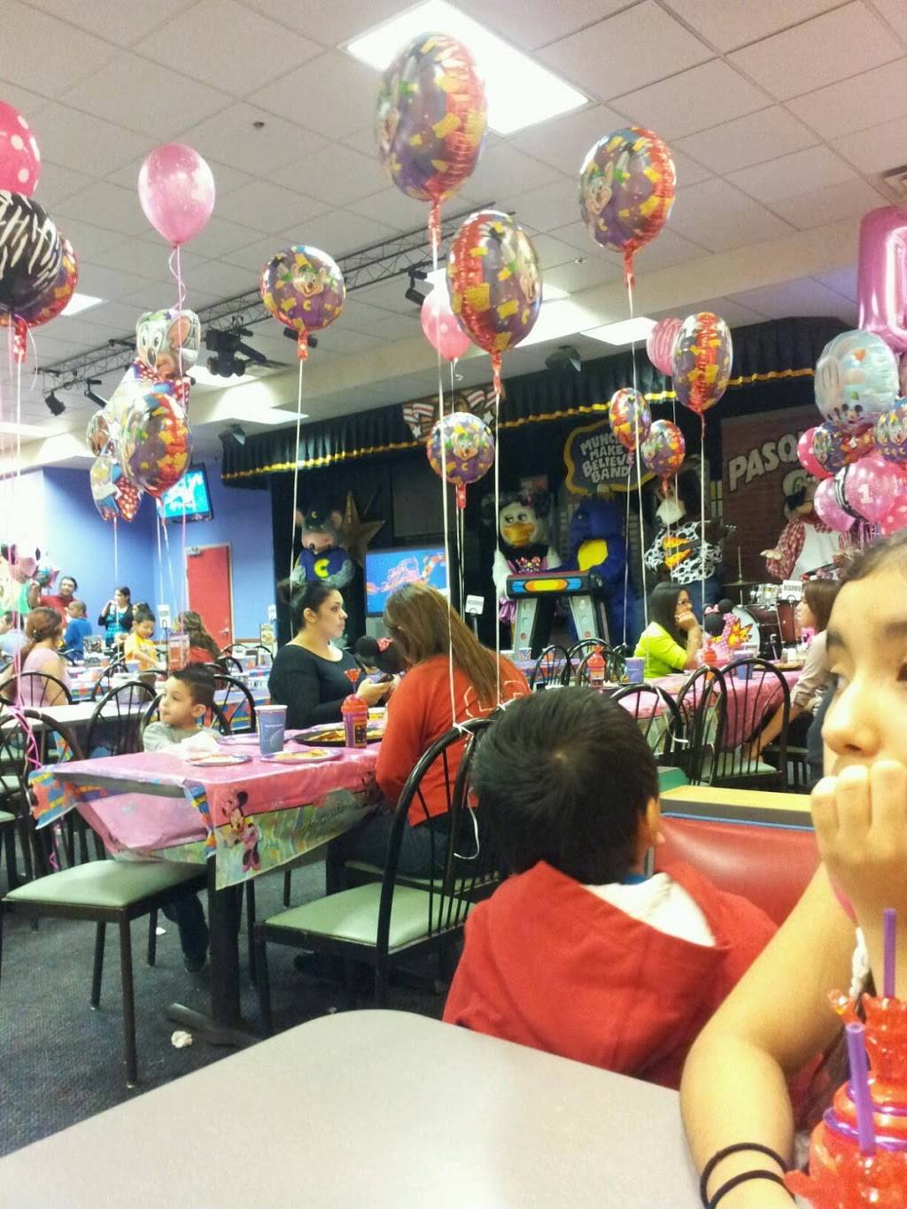 Chuck E. Cheeses | restaurant | 238 SW Military Dr, San Antonio, TX 78221, USA | 2109275848 OR +1 210-927-5848