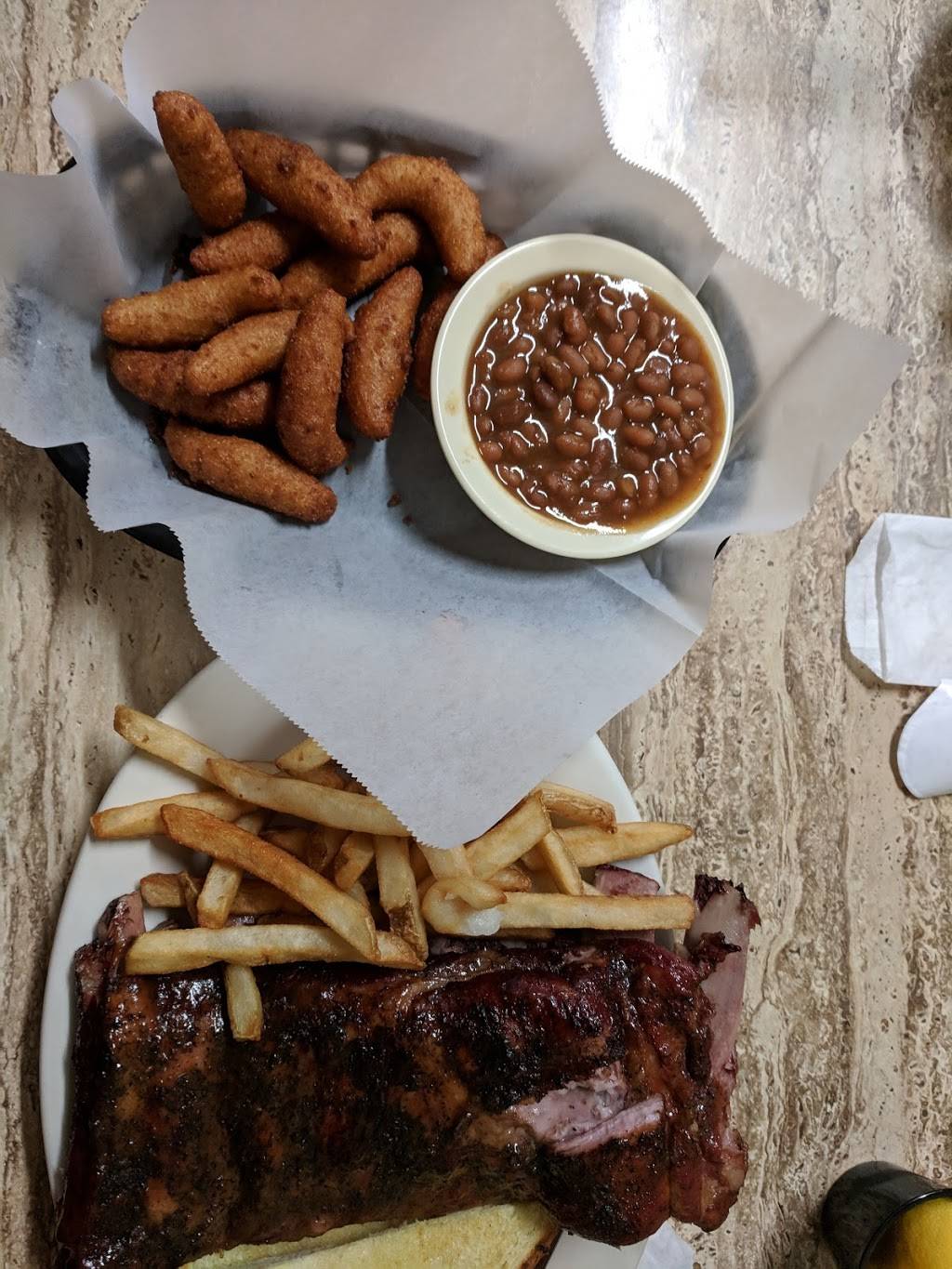 Fat Tracys | restaurant | Forest City, NC 28043, USA | 8282875004 OR +1 828-287-5004