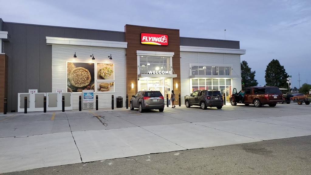 Flying J Travel Center | restaurant | 703 MO-80, Matthews, MO 63867, USA | 5734723336 OR +1 573-472-3336