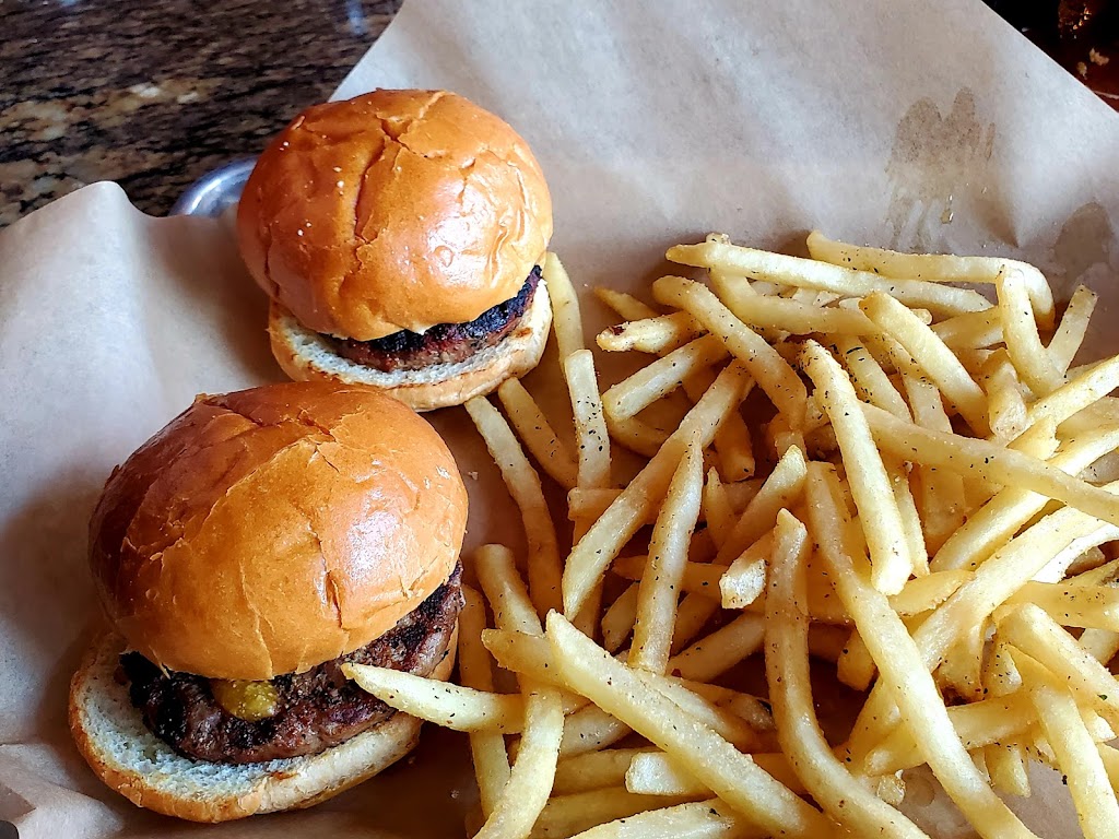 The Taphouse at Nye Creek | restaurant | 515 NW Coast St, Newport, OR 97365, USA | 5412725545 OR +1 541-272-5545