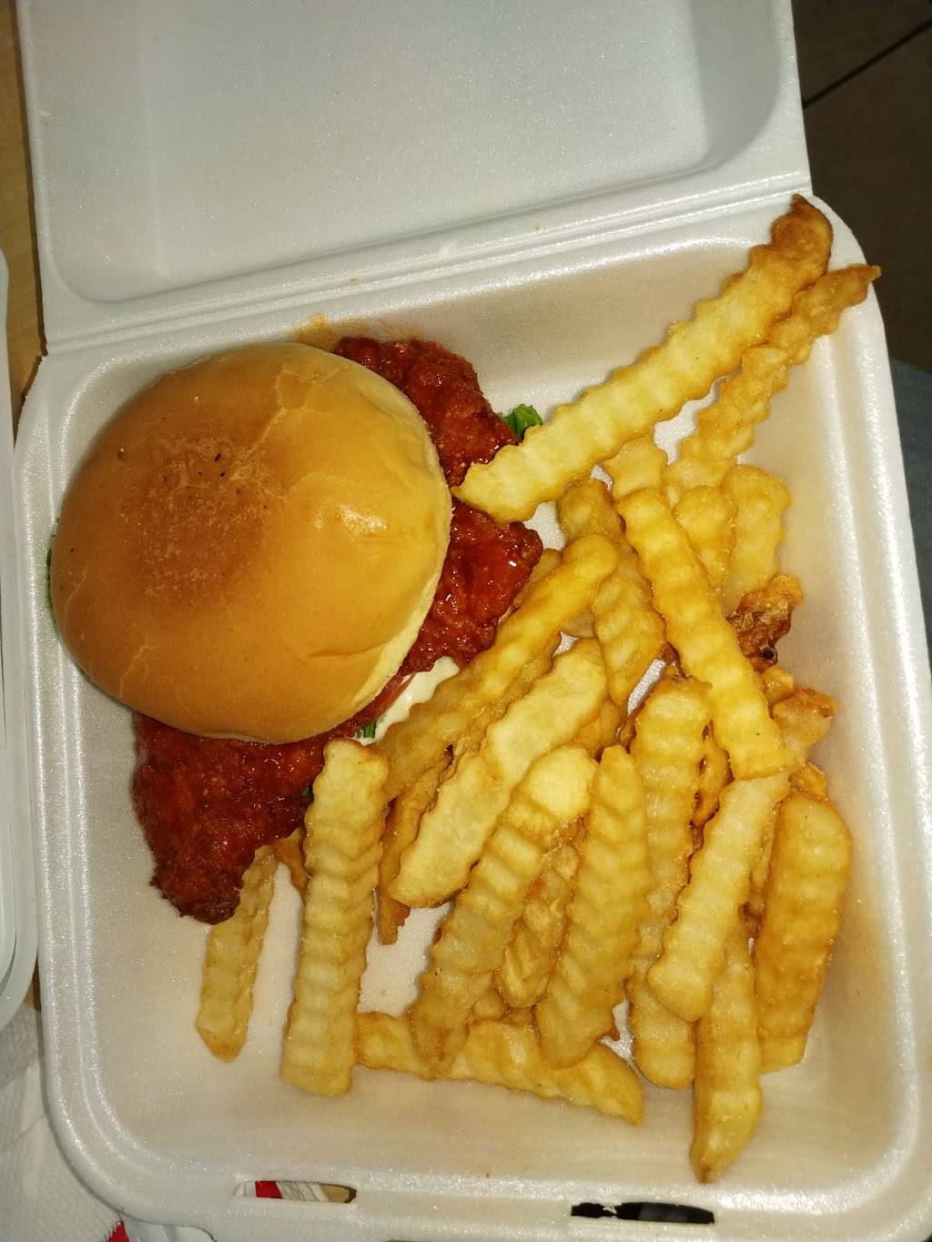 Roosteria | restaurant | 2950 I-20 Frontage Rd, Grand Prairie, TX 75052, USA | 8177166396 OR +1 817-716-6396