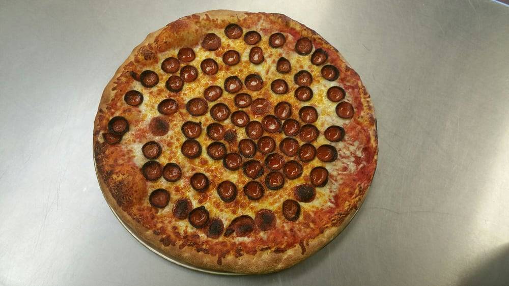Muscarellas Pizza | restaurant | 6702, 5526 Main St, Williamsville, NY 14221, USA | 7162049020 OR +1 716-204-9020