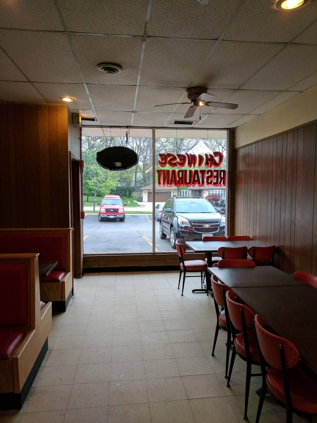 Wing Hing Restaurant | restaurant | 255 E Irving Park Rd, Roselle, IL 60172, USA | 6305295620 OR +1 630-529-5620