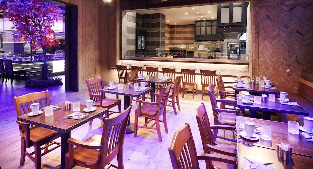 Revue | restaurant | 101 Red River St, Austin, TX 78701, USA | 5125244813 OR +1 512-524-4813