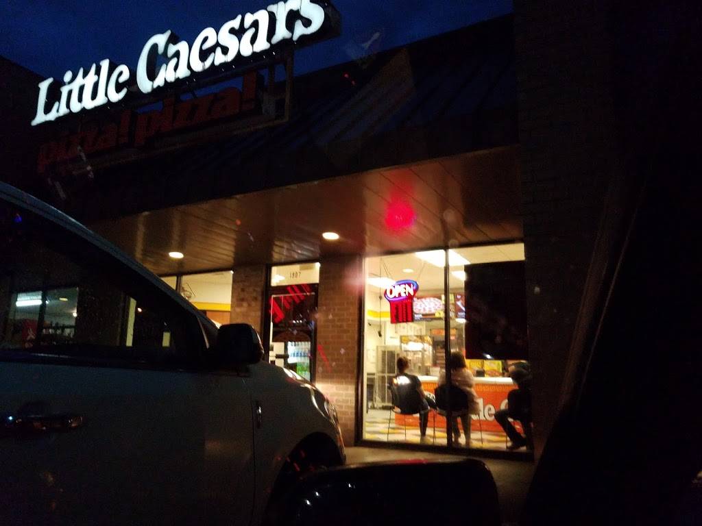 Little Caesars Pizza | meal takeaway | 1907 John Stockbauer Dr, Victoria, TX 77901, USA | 3615769181 OR +1 361-576-9181