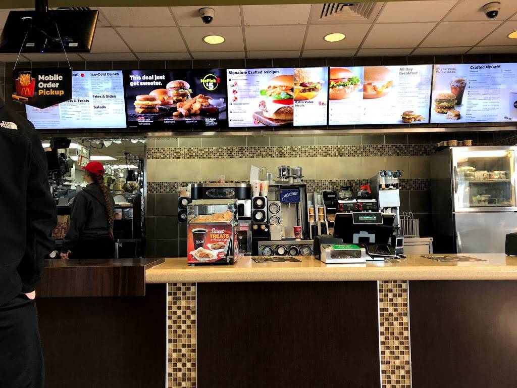 McDonalds | cafe | 2760 E Andrew Johnson Hwy, Greeneville, TN 37745, USA | 4237988979 OR +1 423-798-8979
