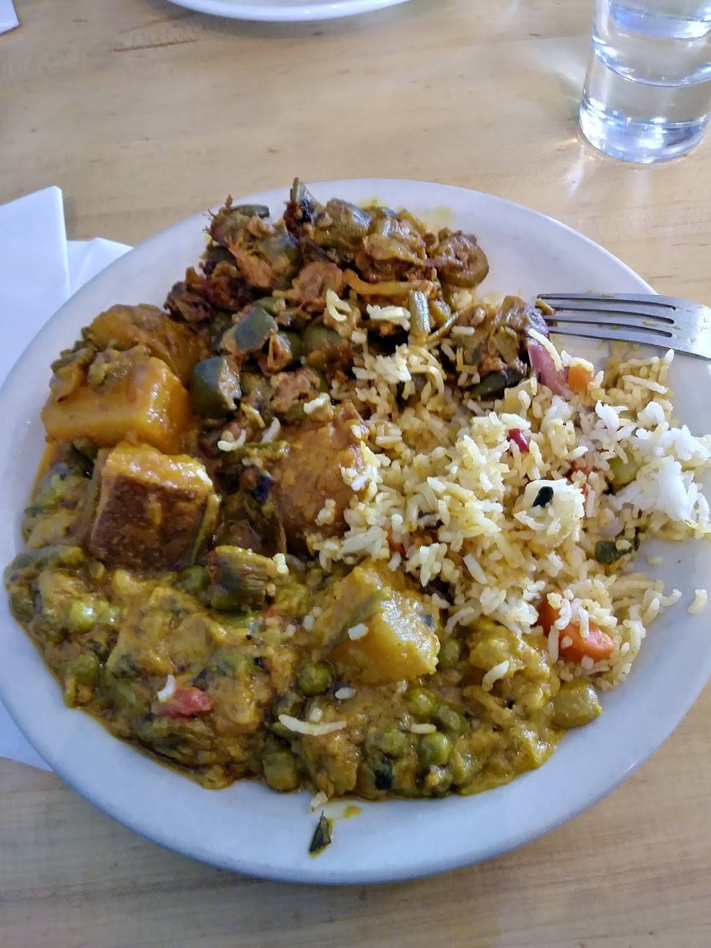 Taj Mahal Indian Cuisine | restaurant | 500 E Walnut St Suite #109, Columbia, MO 65201, USA | 5732566800 OR +1 573-256-6800