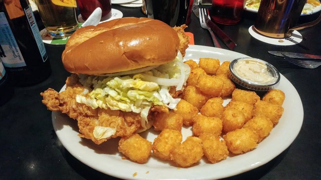 Dannys Bar & Grill North | restaurant | 10940 Parallel Pkwy, Kansas City, KS 66109, USA | 9133280247 OR +1 913-328-0247