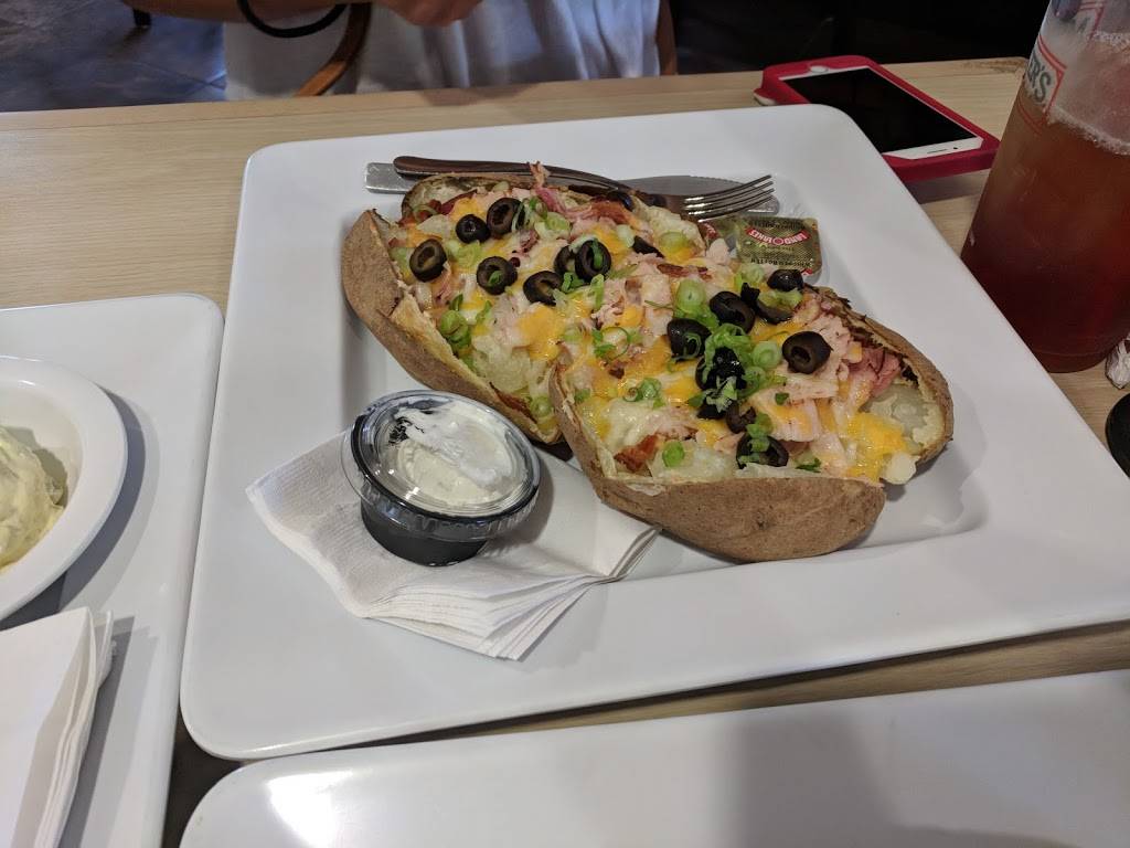 McAlisters Deli | restaurant | 2300 Hardy St, Hattiesburg, MS 39401, USA | 6015451876 OR +1 601-545-1876