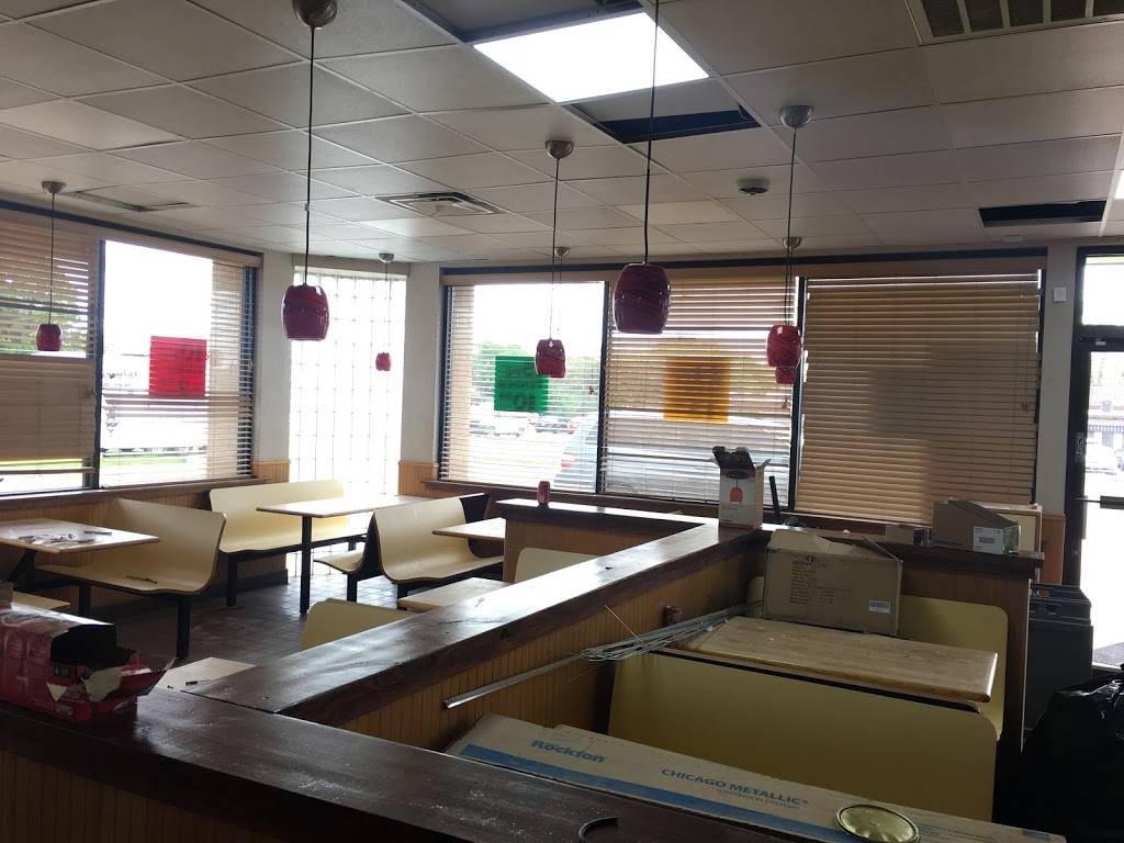 Lisas Chicken | restaurant | 7330 W Cleburne Rd, Fort Worth, TX 76133, USA | 8173611933 OR +1 817-361-1933