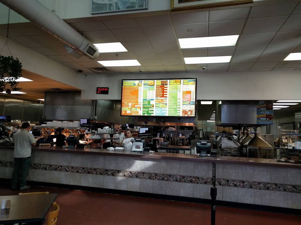 Golden Pride East | restaurant | 10101 Central Ave NE, Albuquerque, NM 87123, USA | 5052933531 OR +1 505-293-3531