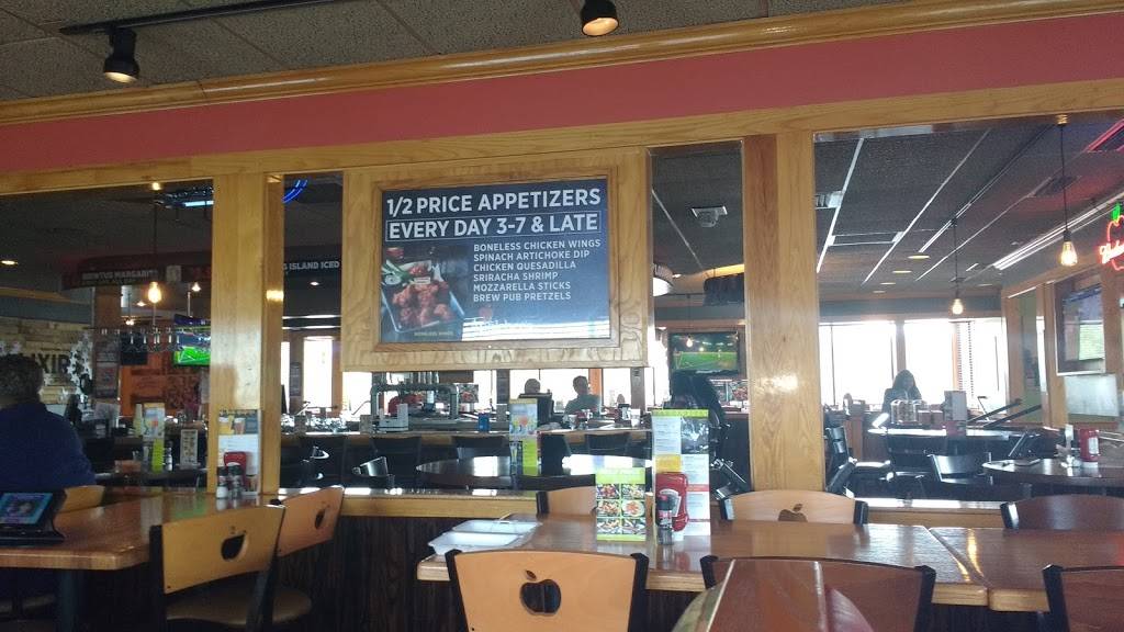 Applebees Grill + Bar | restaurant | 3001 Carter Hill Rd, Montgomery, AL 36111, USA | 3342649064 OR +1 334-264-9064