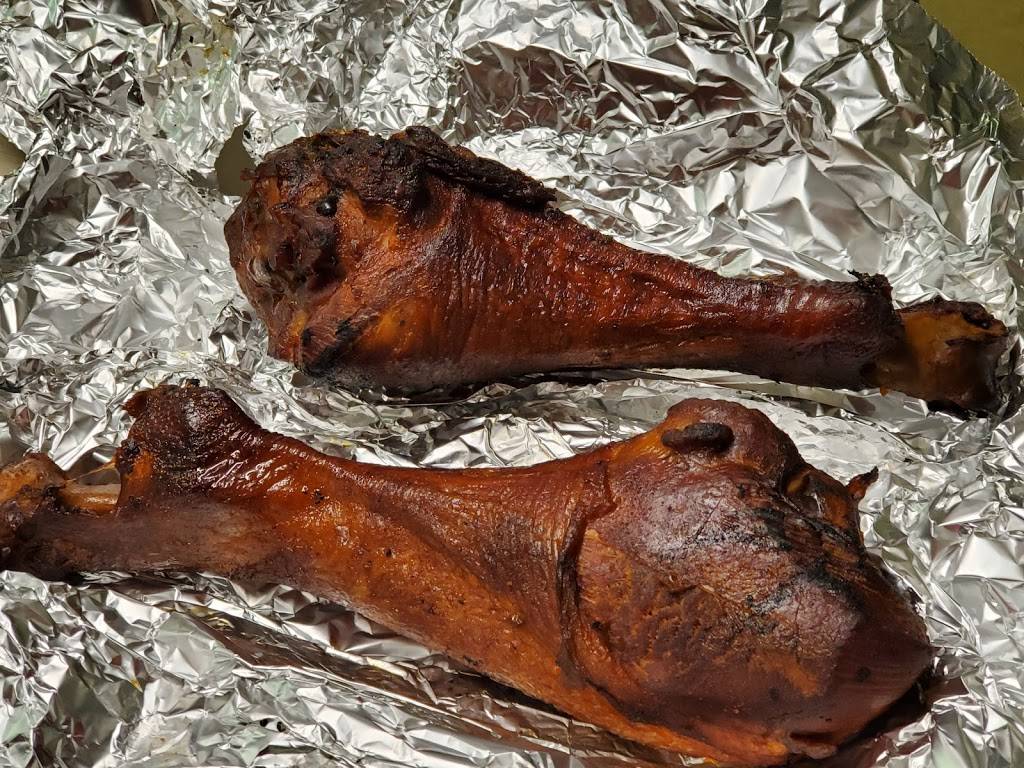 Spoons BBQ | restaurant | 230 N Main St, Lone Star, TX 75668, USA | 9036561627 OR +1 903-656-1627