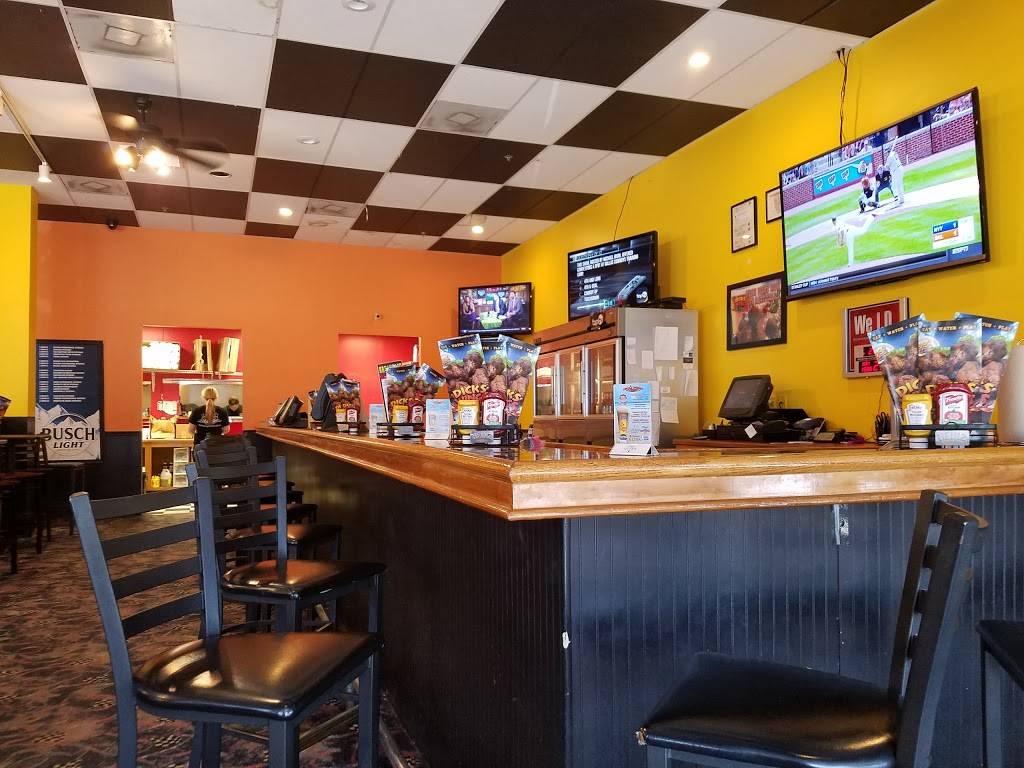 Dicks Wings And Grill Fernandina | restaurant | 474313 E State Rd 200, Fernandina Beach, FL 32034, USA | 9043106945 OR +1 904-310-6945