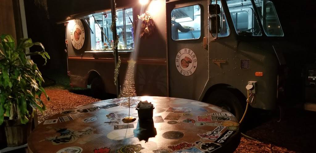 Hot Asian Buns | restaurant | 1000 Oranole Rd, Maitland, FL 32751, USA | 9042289208 OR +1 904-228-9208