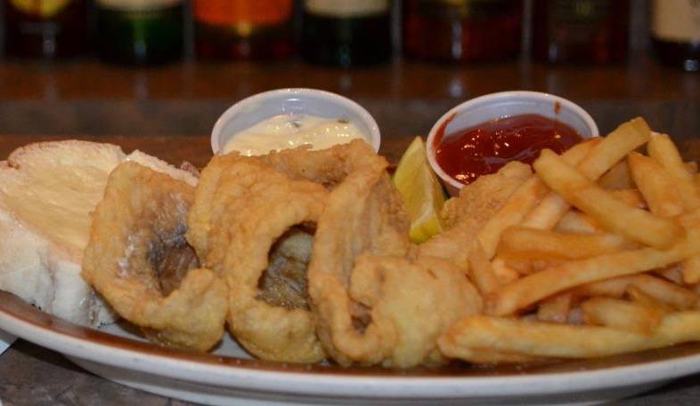 Stable Inn | restaurant | 11880 W Olive Rd, Grand Haven, MI 49417, USA | 6168468581 OR +1 616-846-8581