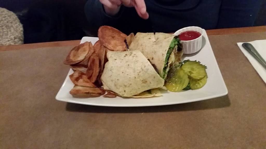 Daniels Restaurant | restaurant | 504 Mantorville Ave S, Kasson, MN 55944, USA | 5076347775 OR +1 507-634-7775