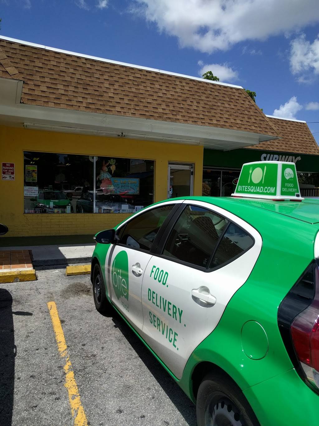 The Last Carrot - smoothies, fresh juices, healthy fare, vegetar | meal takeaway | 3133 Grand Ave, Miami, FL 33133, USA | 3054450805 OR +1 305-445-0805