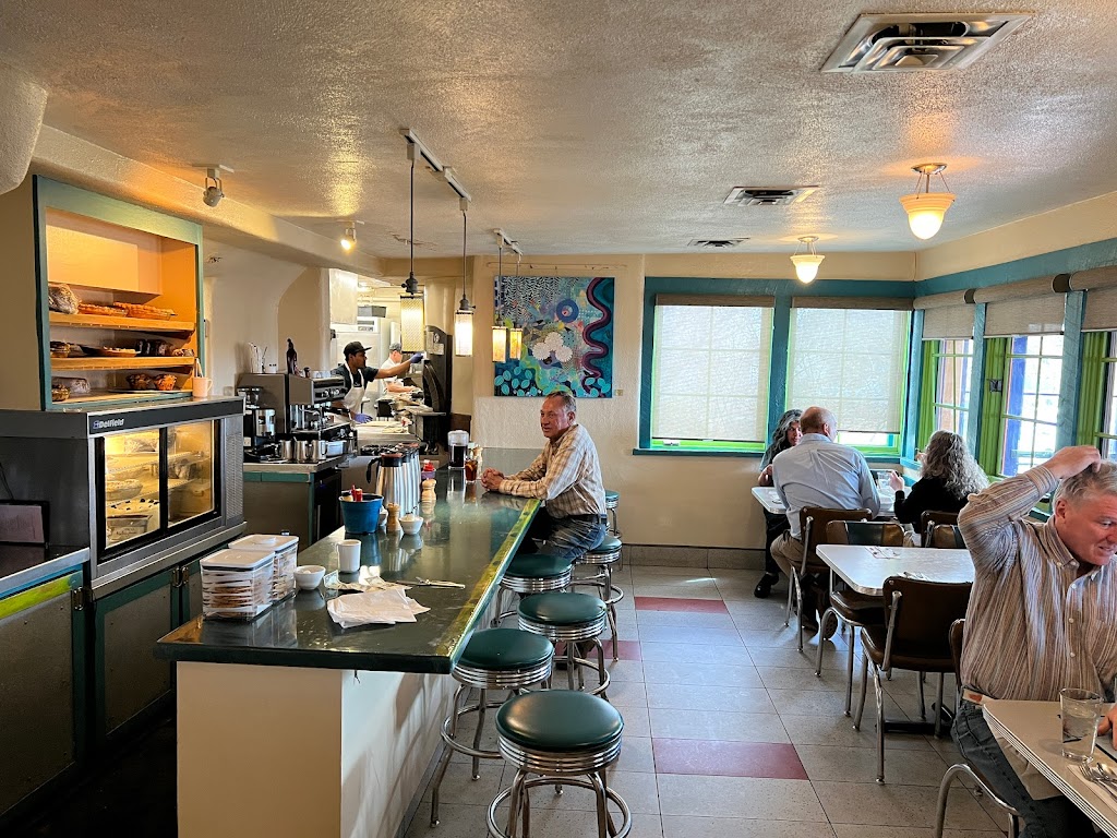 Harrys Roadhouse | restaurant | 96 B Old Las Vegas Hwy, Santa Fe, NM 87505, USA | 5059894629 OR +1 505-989-4629