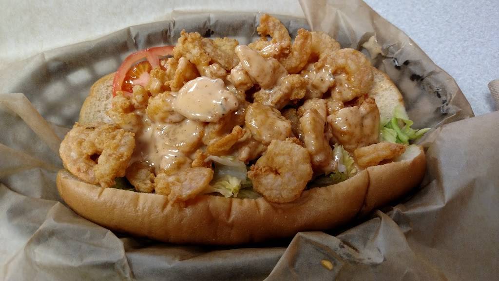 Hwy 55 Burgers Shakes & Fries | restaurant | 1624 State Rd, Cheraw, SC 29520, USA | 8438659192 OR +1 843-865-9192