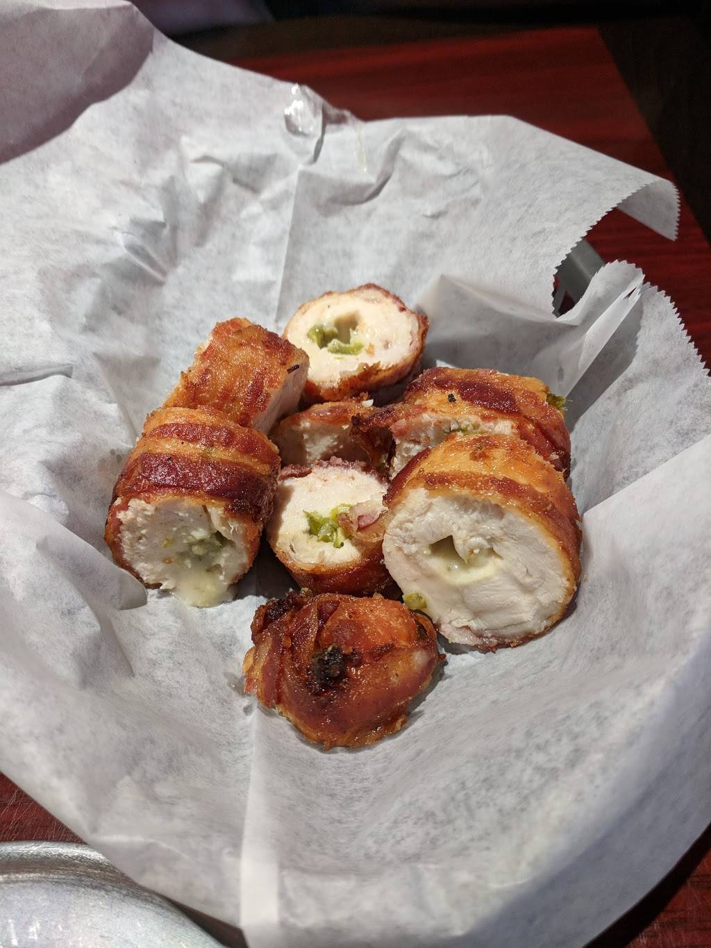 Wingzup | restaurant | 1000 E 41st St, Austin, TX 78751, USA | 5123232587 OR +1 512-323-2587