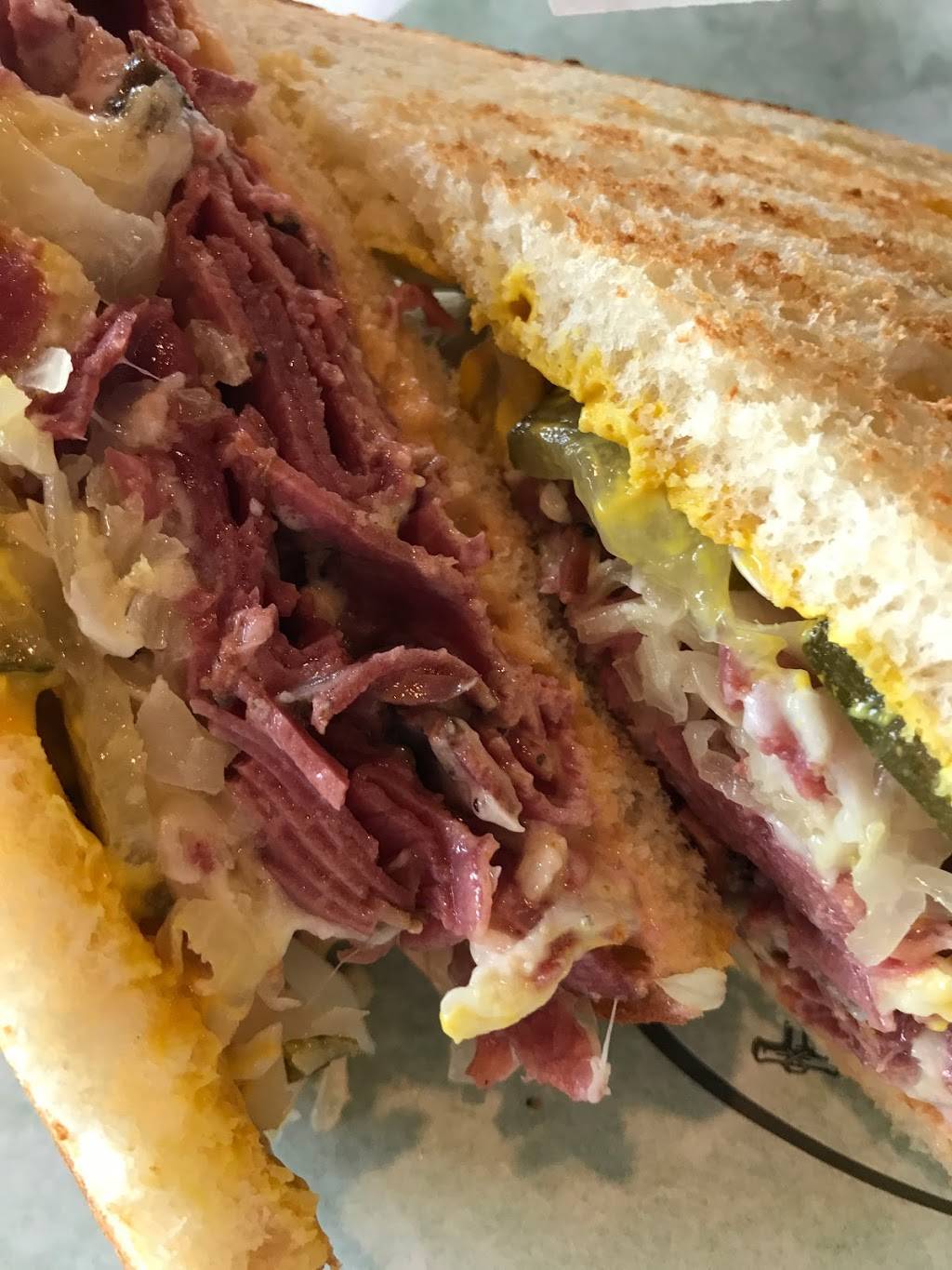 Beach Hut Deli | meal takeaway | 110 Gateway Dr #150, Lincoln, CA 95648, USA | 9165430101 OR +1 916-543-0101