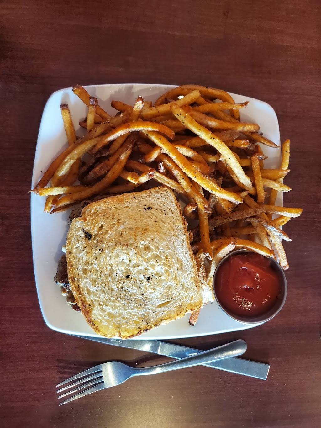 South of Beale | restaurant | 361 S Main St, Memphis, TN 38103, USA | 9015260388 OR +1 901-526-0388