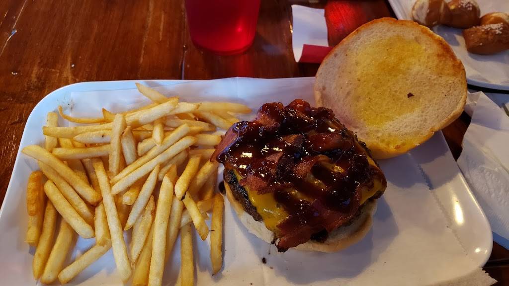 Skål Public House | restaurant | 209 E Main St Suite H, Mt Horeb, WI 53572, USA | 6084371011 OR +1 608-437-1011