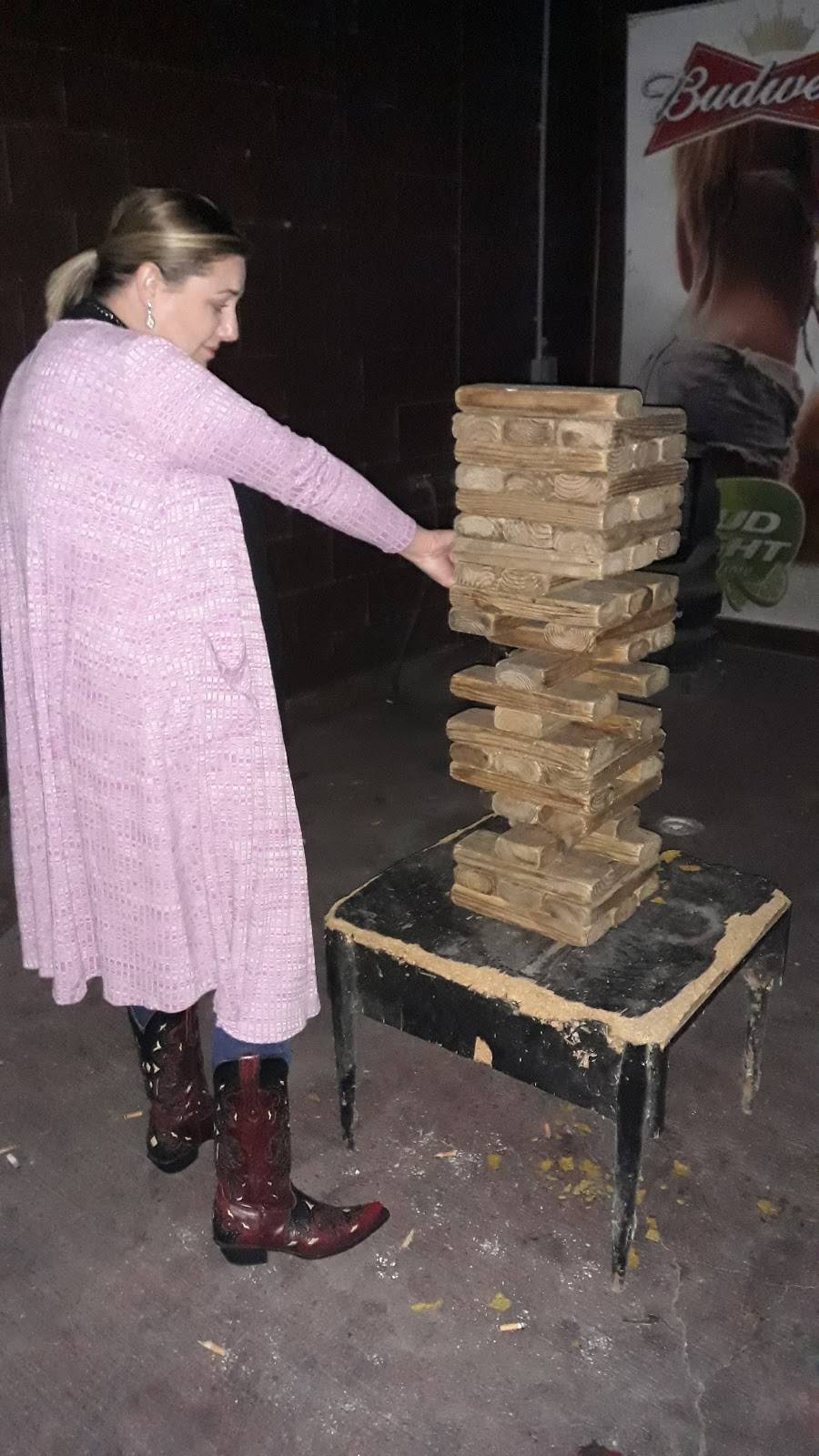 Garage Bar & Grill | restaurant | 15013 Northwest Blvd #107, Corpus Christi, TX 78410, USA | 3613878212 OR +1 361-387-8212