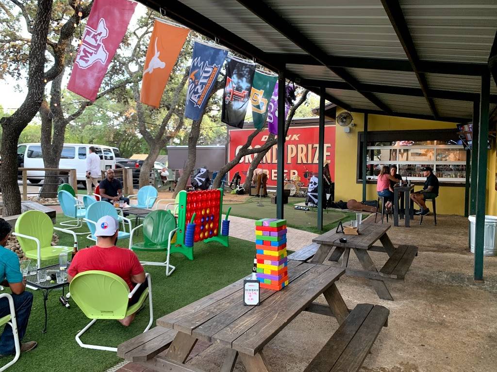 Little Woodrows Stone Oak Bar & Grill | restaurant | 606 W Afton Oaks Blvd, San Antonio, TX 78232, USA | 2104032340 OR +1 210-403-2340