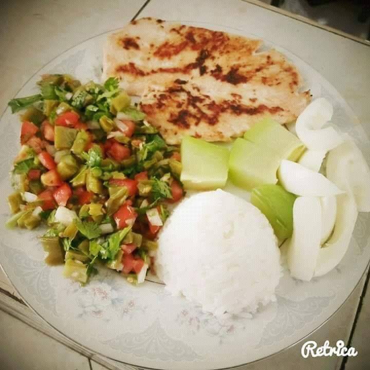 Yolandas Restaurant | restaurant | 3058 S Central Park Ave, Chicago, IL 60623, USA | 7737996667 OR +1 773-799-6667