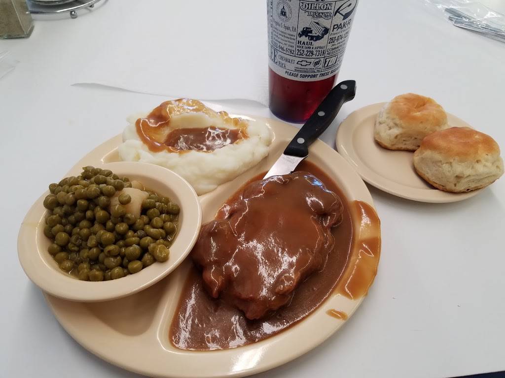 Veras Diner | restaurant | 8168 Main St, Vanceboro, NC 28586, USA | 2522441464 OR +1 252-244-1464