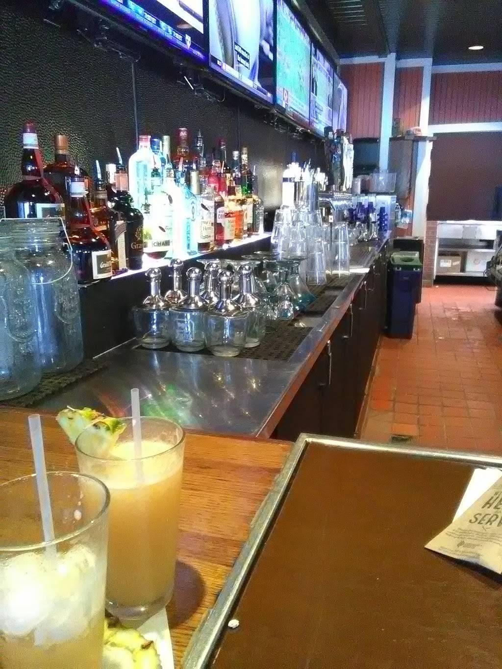 Chilis Grill & Bar | restaurant | 8901 College Pkwy, Fort Myers, FL 33919, USA | 2394817730 OR +1 239-481-7730