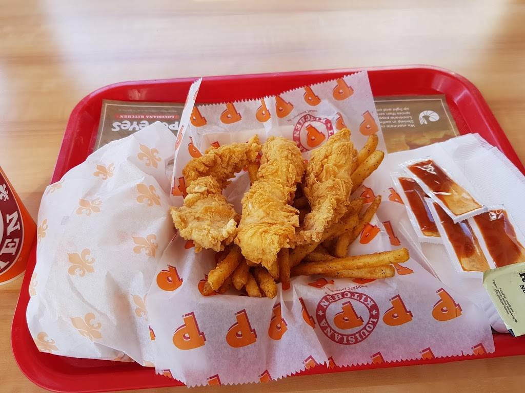 Popeyes Louisiana kitchen | restaurant | 4366 Kingston Rd, Scarborough, ON M1E 2M8, Canada | 4162824658 OR +1 416-282-4658