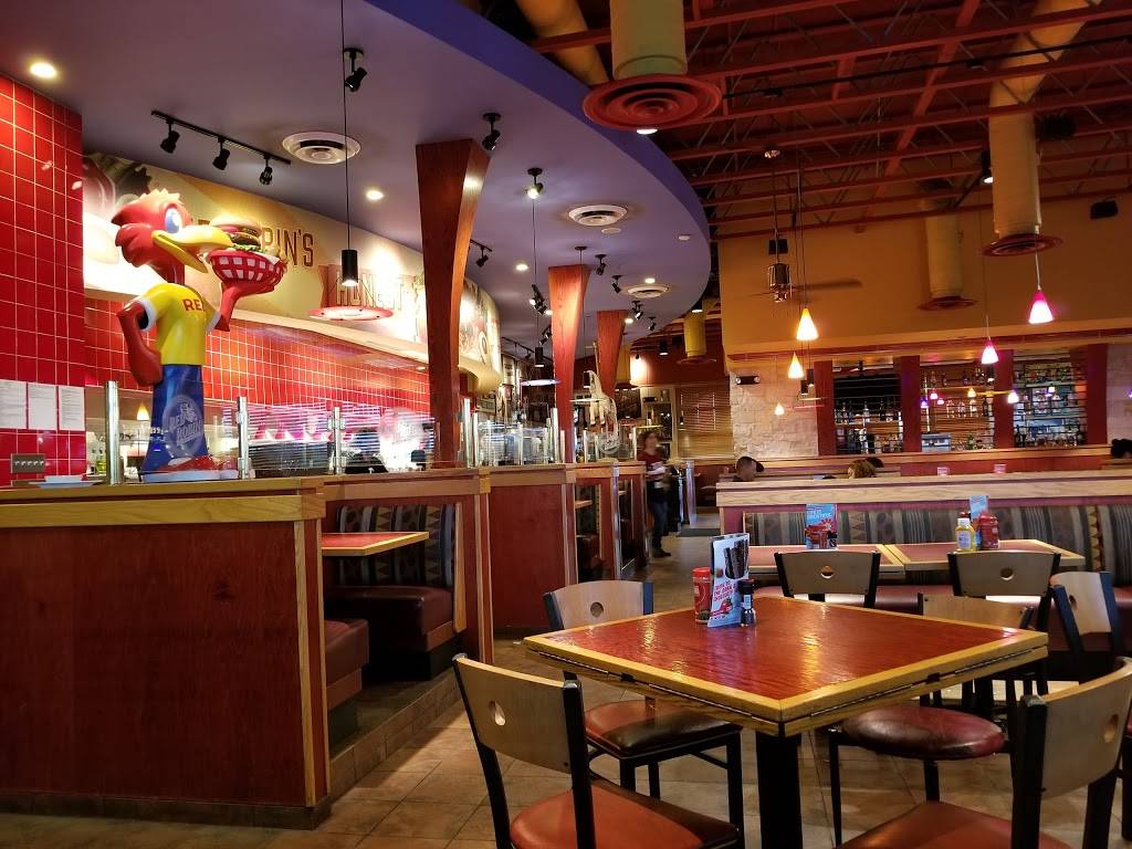 Red Robin Gourmet Burgers and Brews | restaurant | 5631 W Loop 1604 N, San Antonio, TX 78253, USA | 2105098200 OR +1 210-509-8200