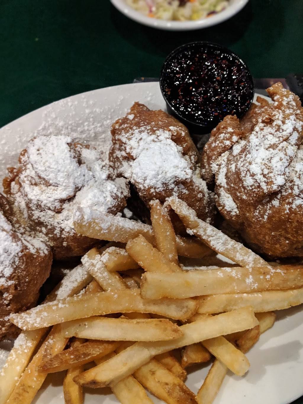 Gators Dockside | restaurant | 5142 Dr Phillips Blvd, Orlando, FL 32819, USA | 4077706049 OR +1 407-770-6049