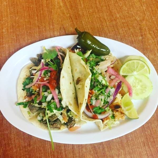 Taco Street | restaurant | 7136 Martin Luther King Jr Way S #102, Seattle, WA 98118, USA | 2066590583 OR +1 206-659-0583