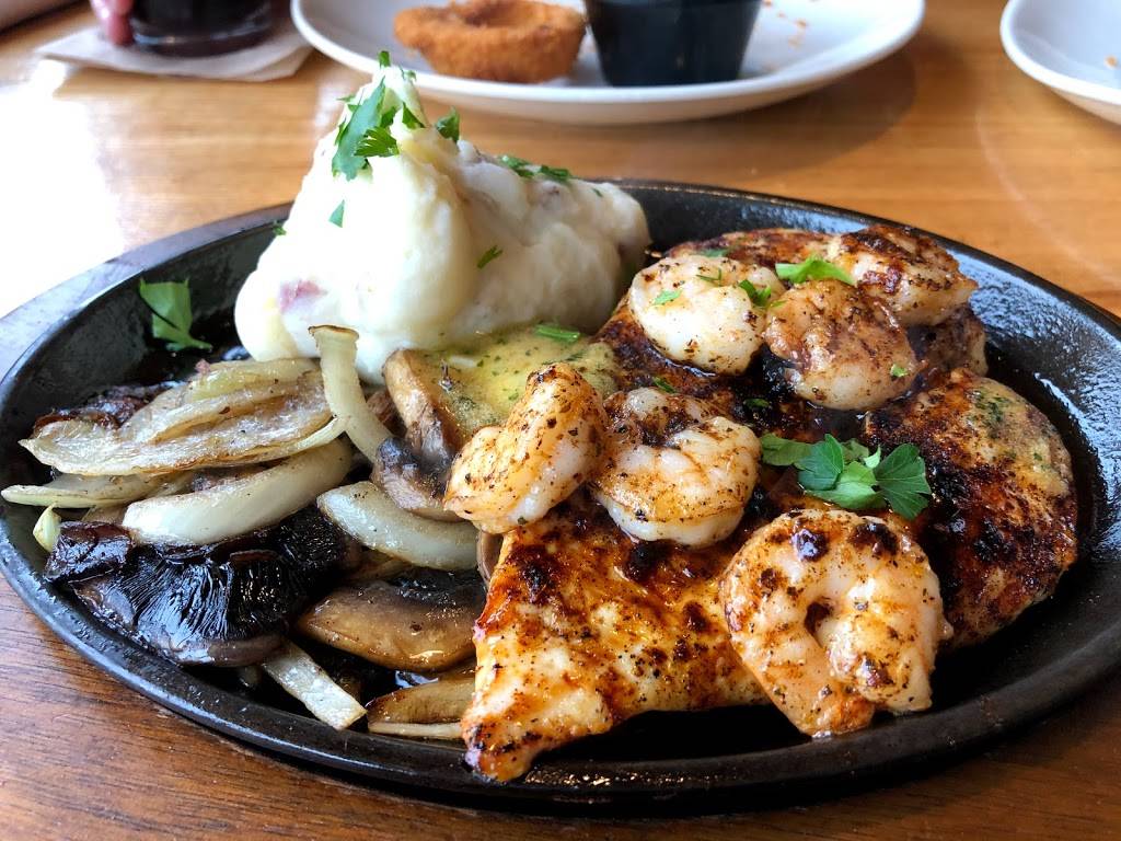 Applebees Grill + Bar | restaurant | 1220 NW 185th Ave, Beaverton, OR 97006, USA | 5036908040 OR +1 503-690-8040