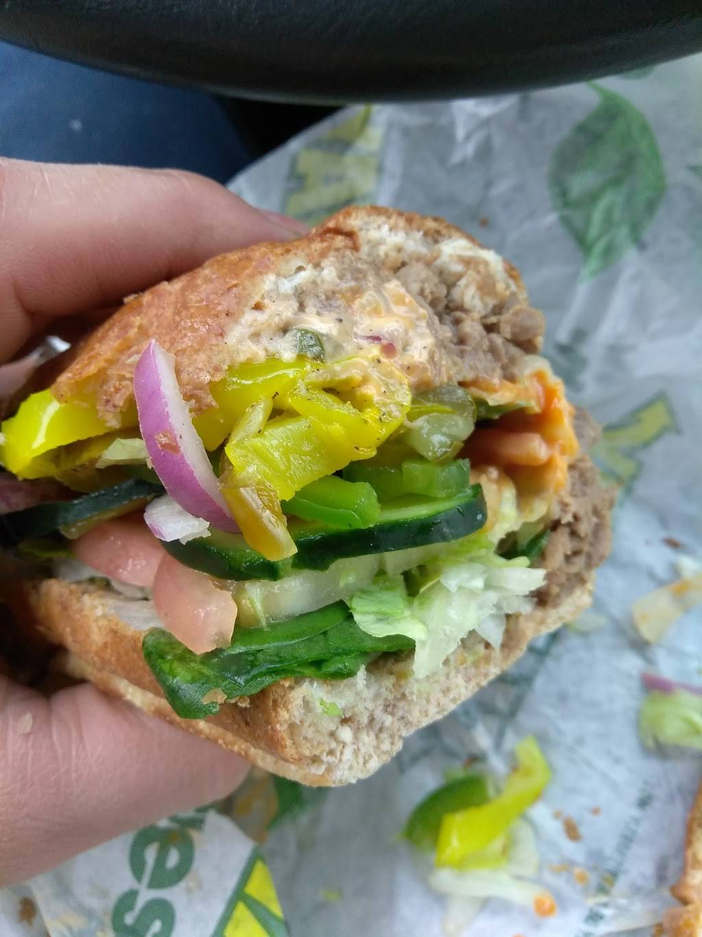 Subway | meal takeaway | 1978 Stockton Blvd, Sacramento, CA 95816, USA | 9163890788 OR +1 916-389-0788