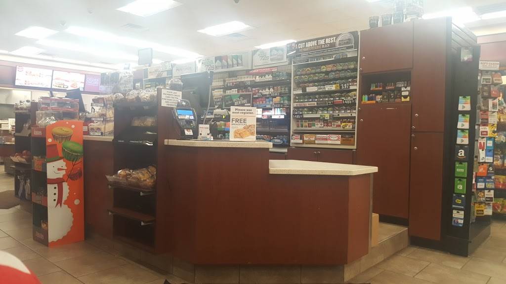 Caseys | restaurant | 5655 C St SW, Cedar Rapids, IA 52404, USA | 3198482215 OR +1 319-848-2215