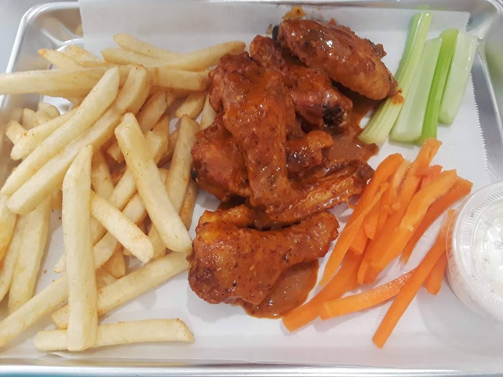 Wings Republic | restaurant | 4310 Genesee Ave Suite 104, San Diego, CA 92117, USA | 8584306171 OR +1 858-430-6171