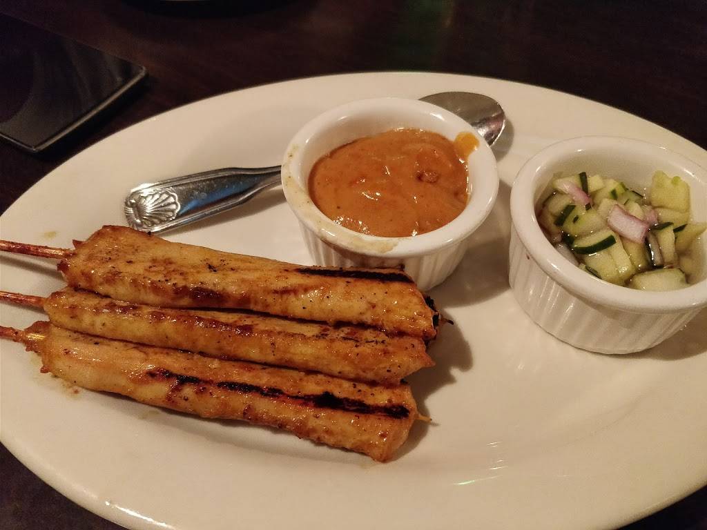 Thai Basil | restaurant | 1111 S Rural Rd, Tempe, AZ 85281, USA | 4805570101 OR +1 480-557-0101